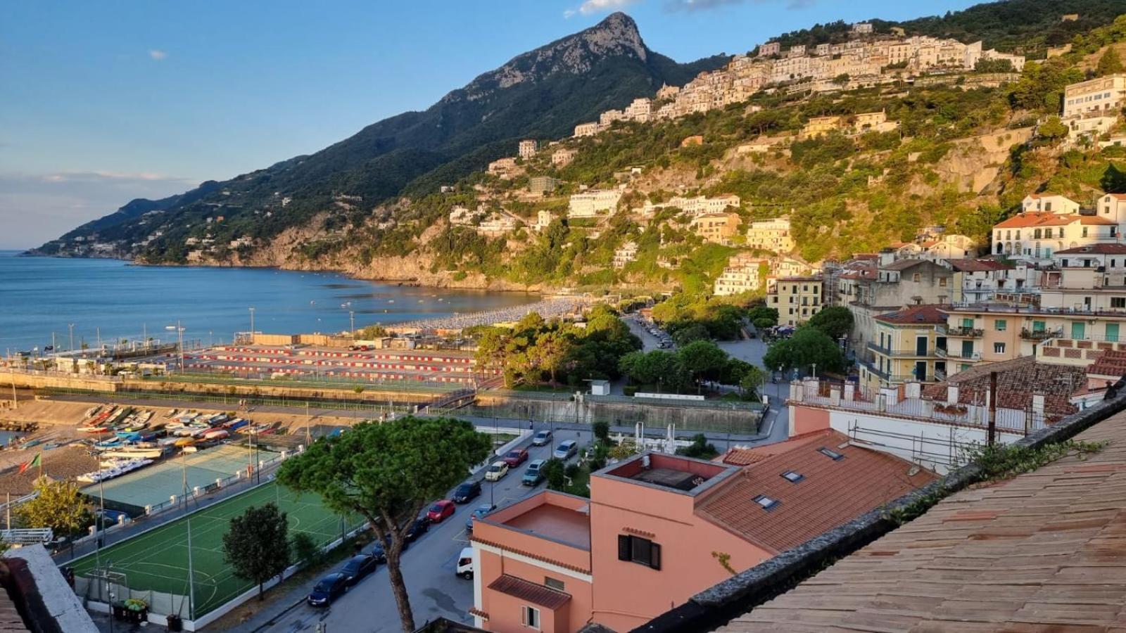 Approdo Di Marina Appartement Vietri Buitenkant foto