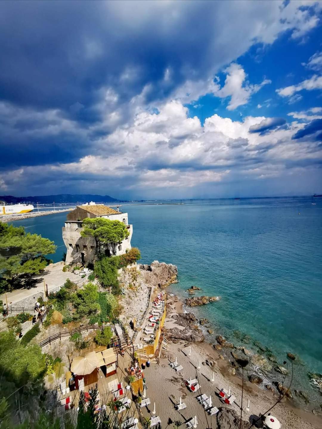 Approdo Di Marina Appartement Vietri Buitenkant foto