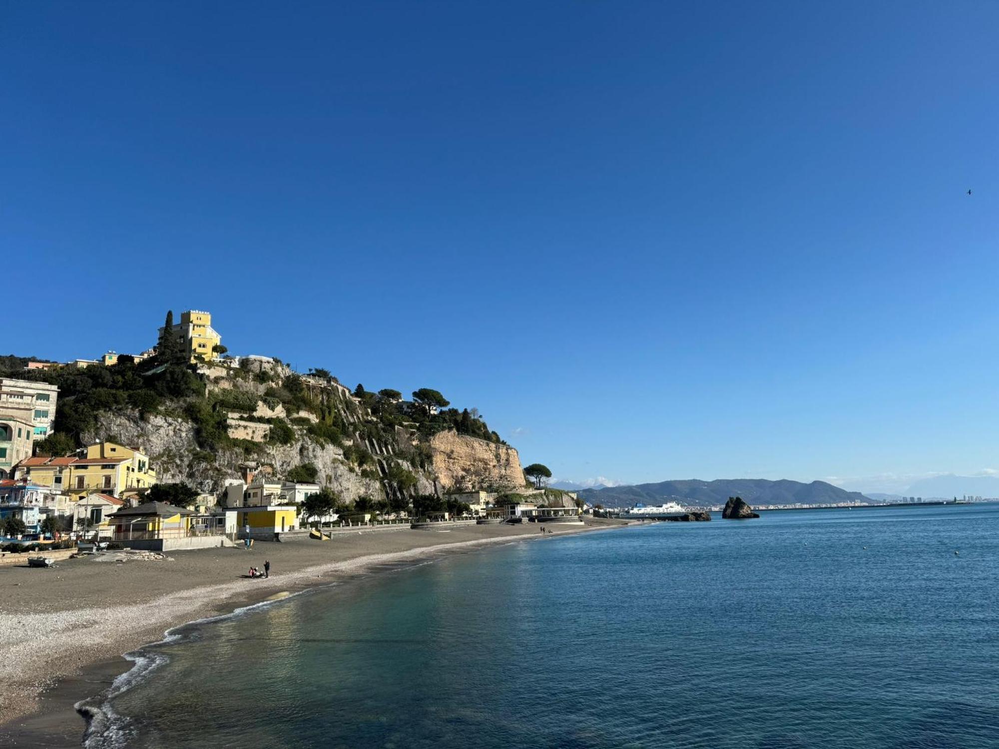 Approdo Di Marina Appartement Vietri Buitenkant foto