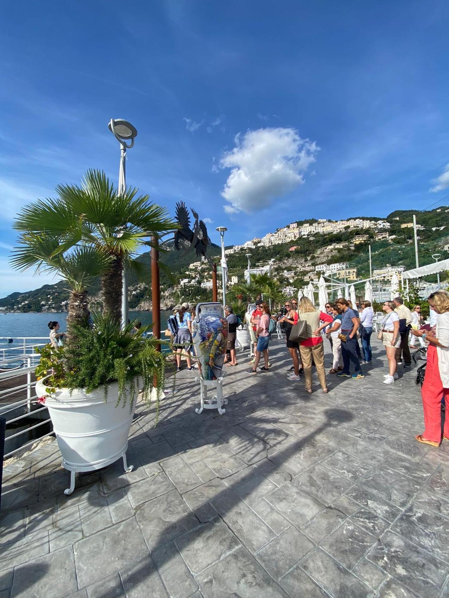 Approdo Di Marina Appartement Vietri Buitenkant foto